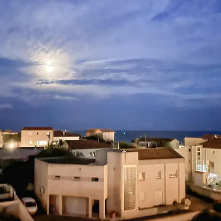 2 Bedroom Stunning In Apartamento *
