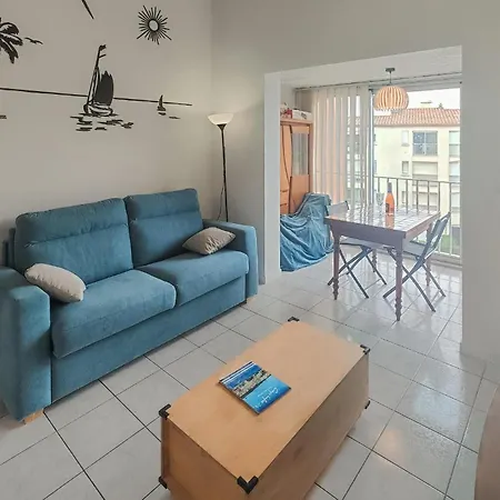2 Bedroom Stunning In * Agde