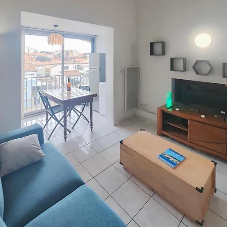 2 Bedroom Stunning In *